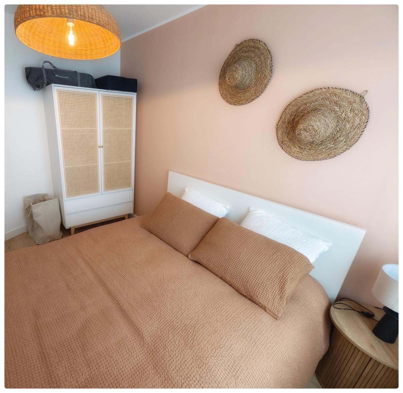 Ennevelin Pause Nature Terracotta מראה חיצוני תמונה